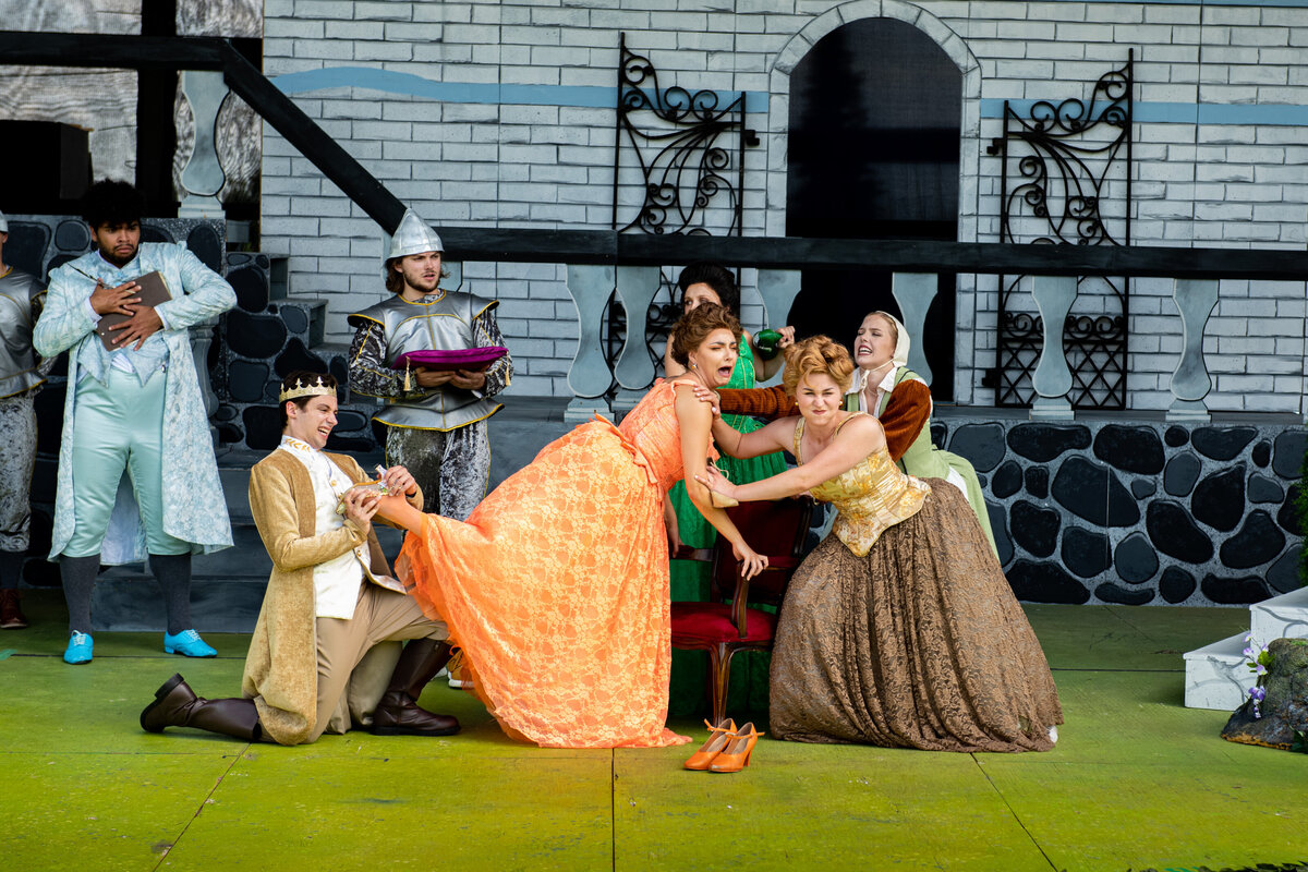 CinderellaPhotoCall-116