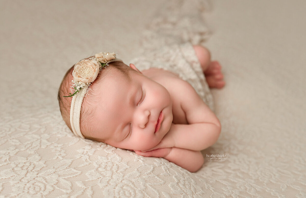 Indianapolis newborn photographer, newborn photography in Lafayette IN, newborn photographer near me, newborn portrait studio