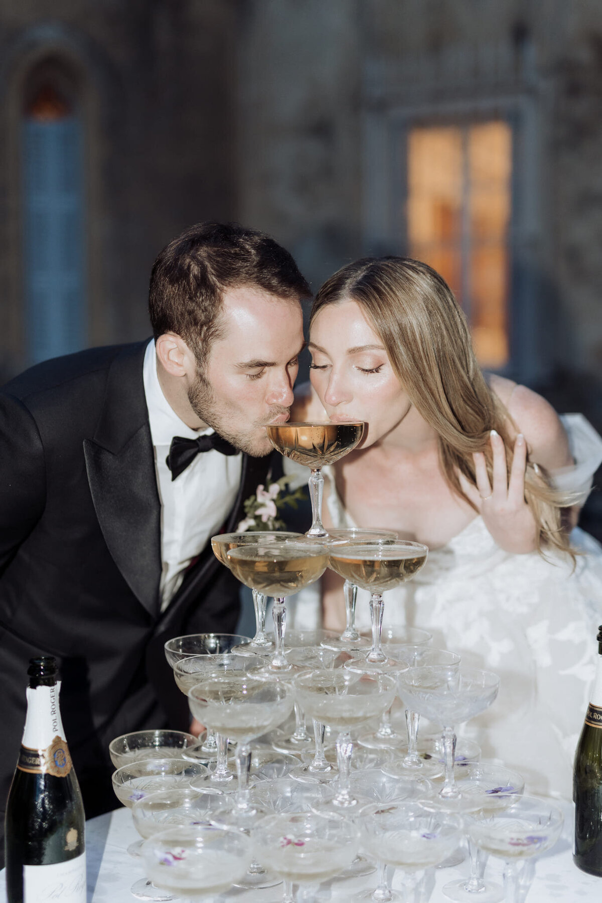 organization-fountain-in-champagne-luxury-wedding