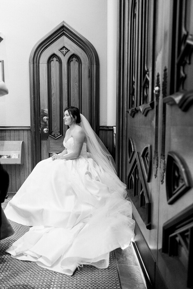 Notre-Dame-Smith-Ballroom-Summer-Wedding19