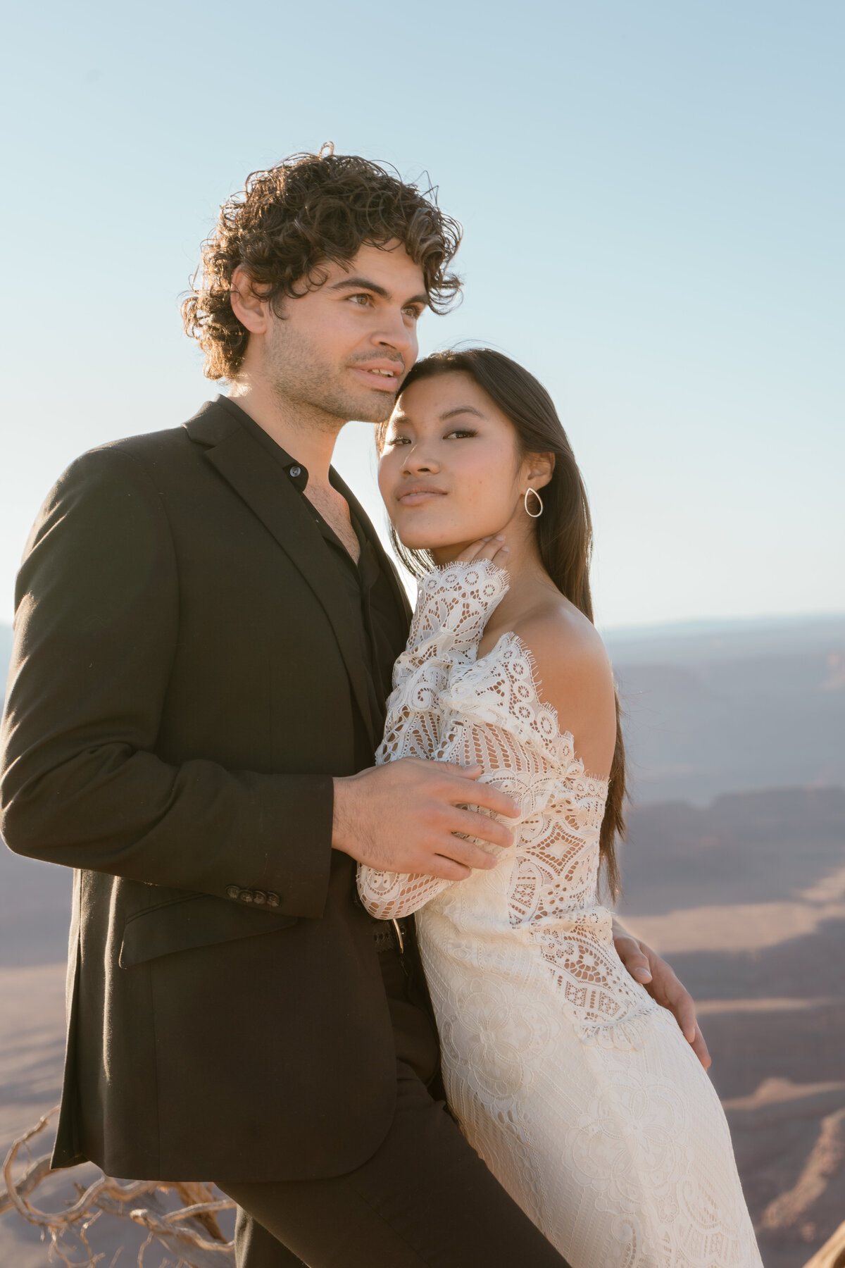 bride-groom-closeup-Moab