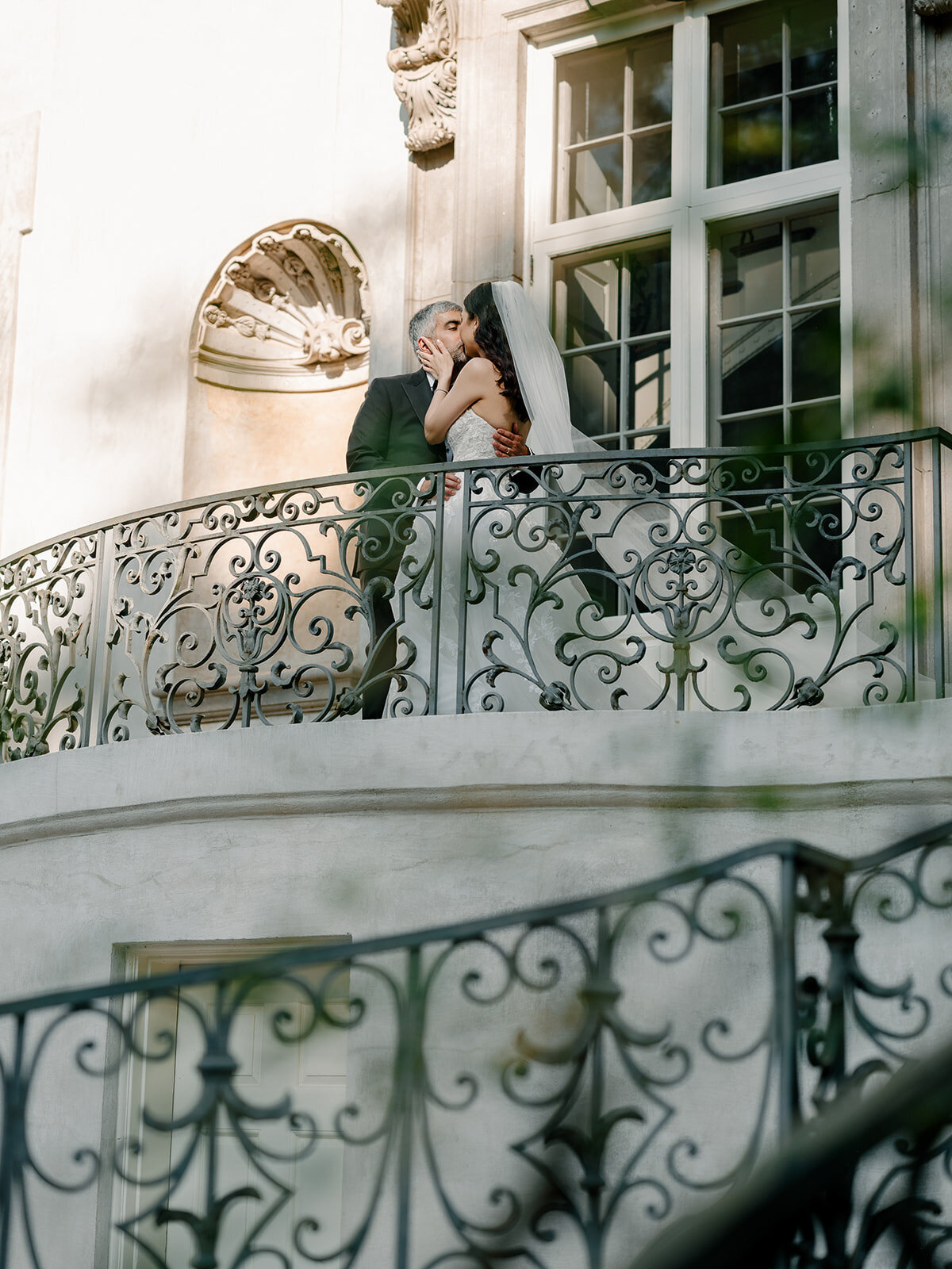 Swan-House-Alanta-history-center-documentary-best-photographer-wedding-dejauregui-photography-93