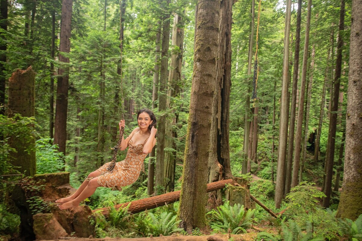 Redwoods-&Beach-Senior-Session-Luffenholz-beach-Humboldt-County-Parky's-Pics_0012