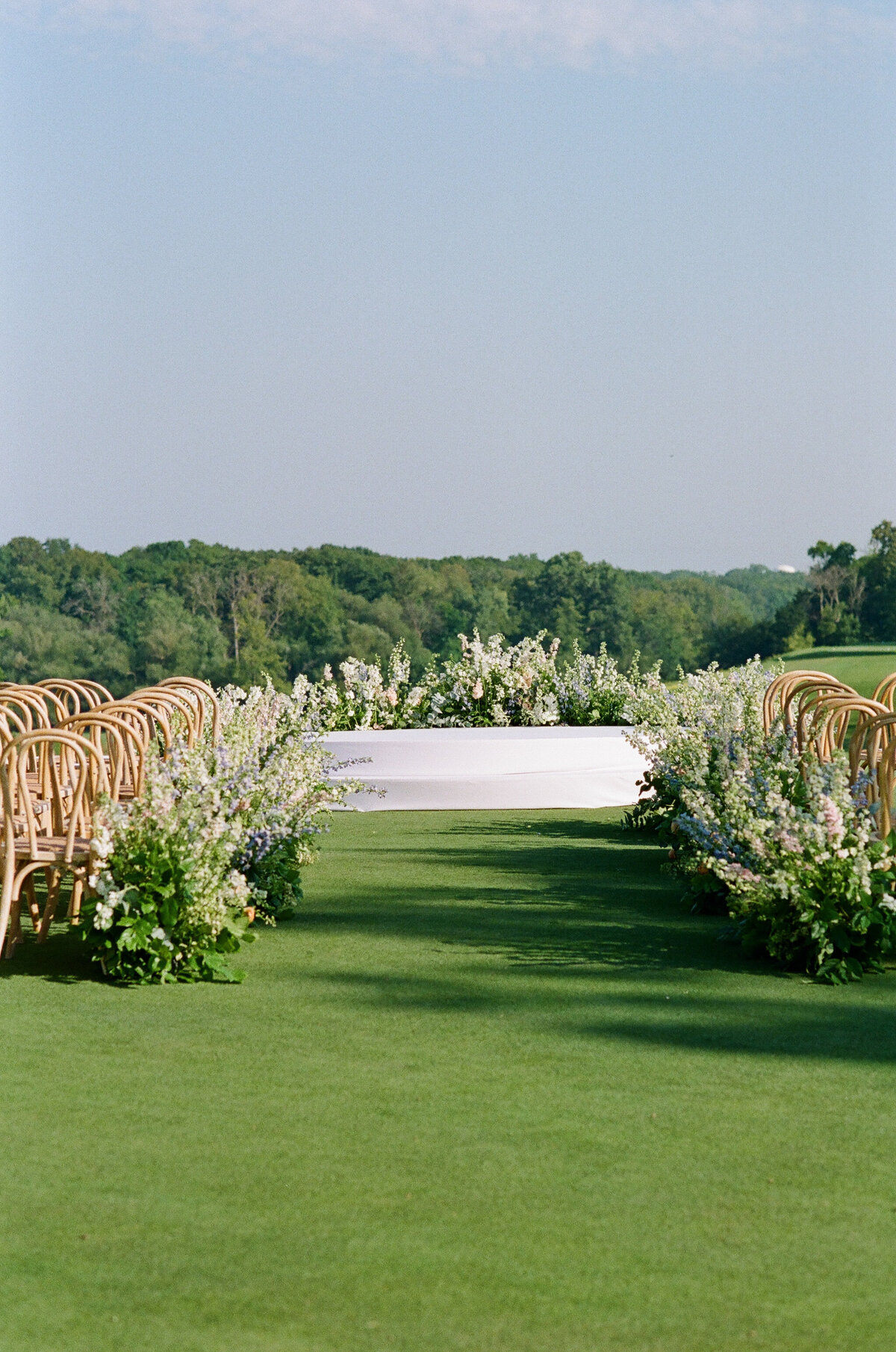 Milwaukee Country Club Wedding on the Golf Course_2