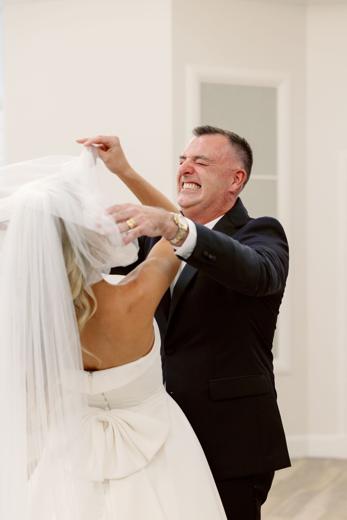 brittany-pannebaker-tampa-florida-destination-wedding-photographer-wedding-chandler-and-cole-tampa-harborside-chapel-253