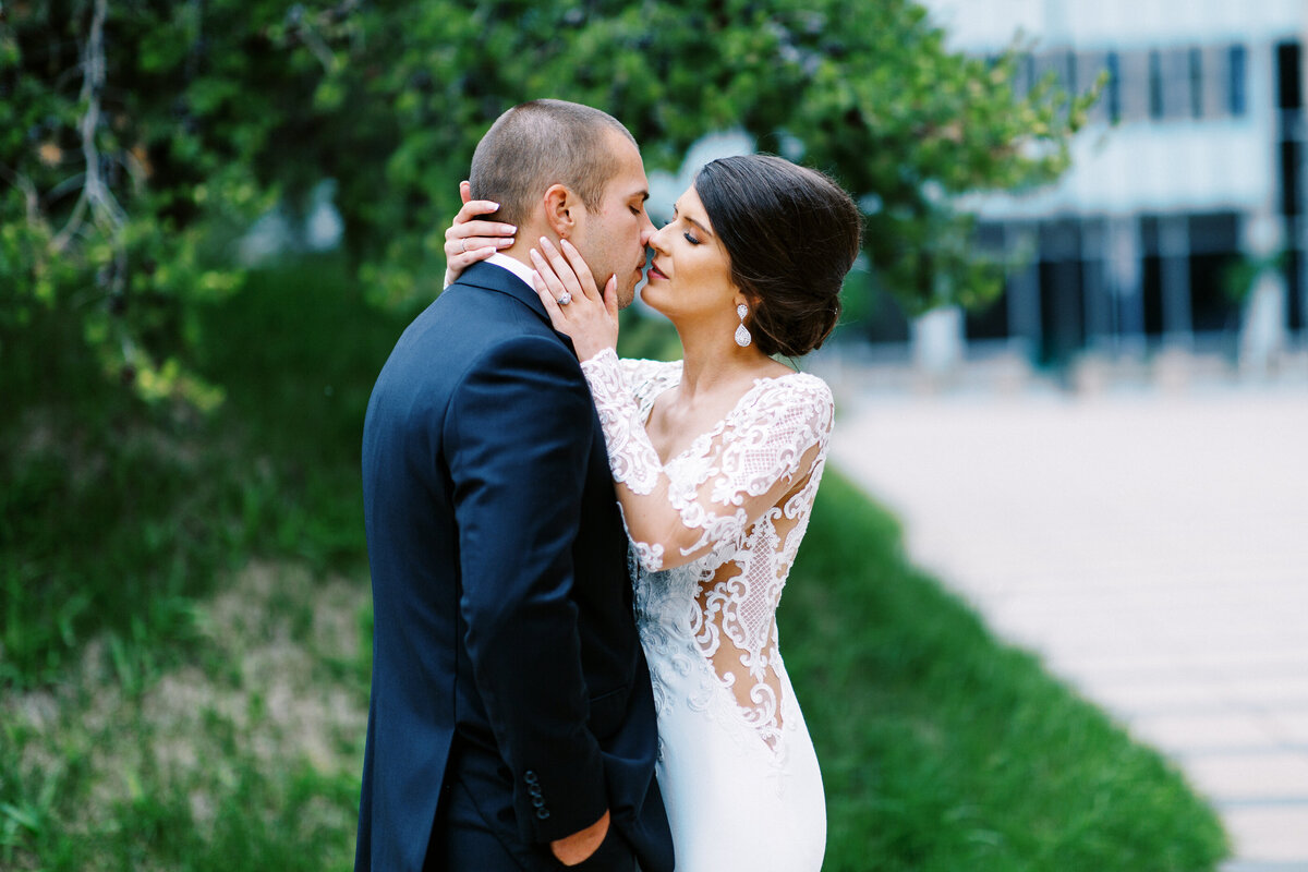 Bride and groom kissing in Minneapolis