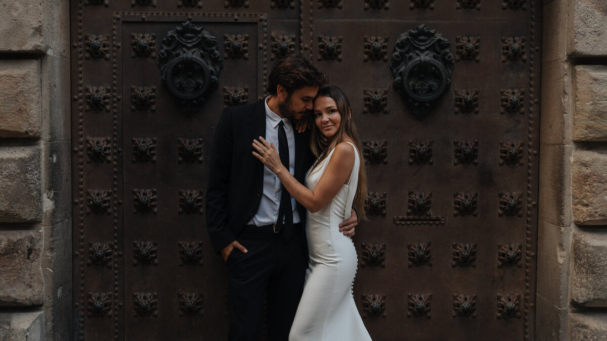 White Knight Couple-55