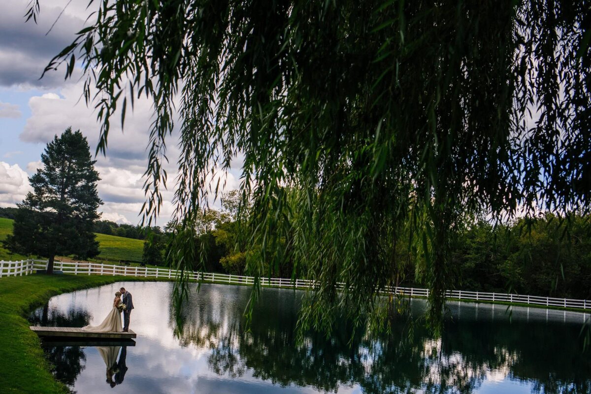 pond-view-farm-wedding-photo