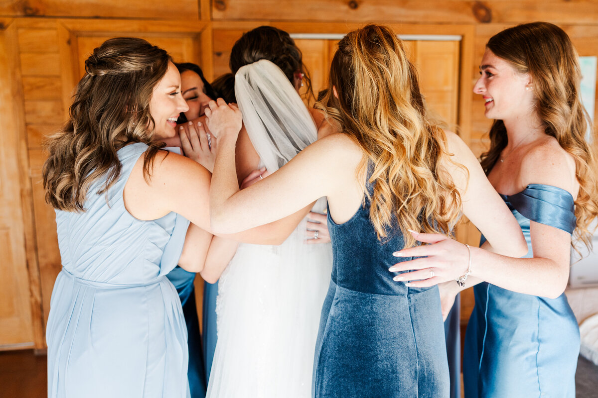 bridesmaids-first-look-lewallen-farms-ga-3