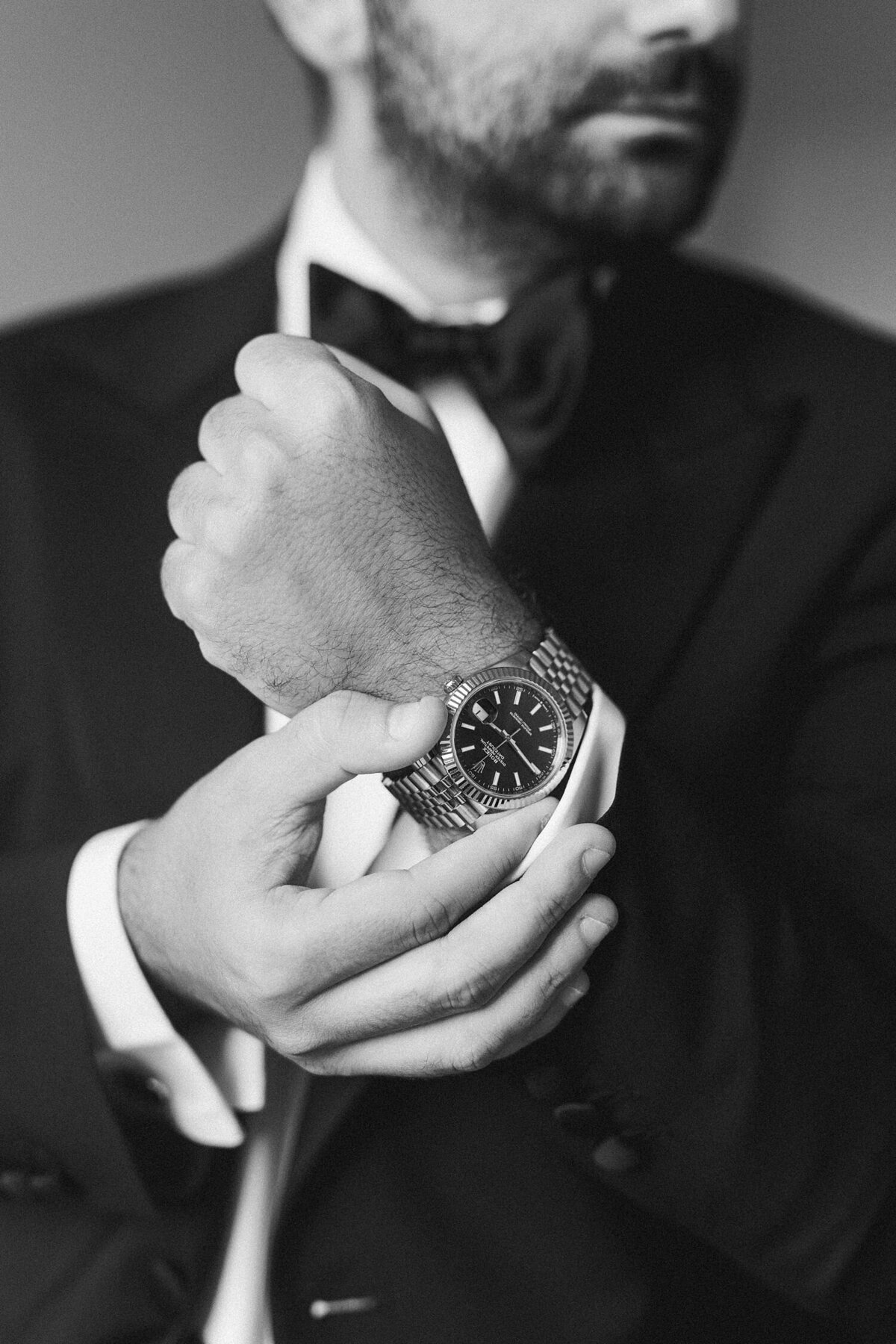 french-riviera-groom-portrait-photographer