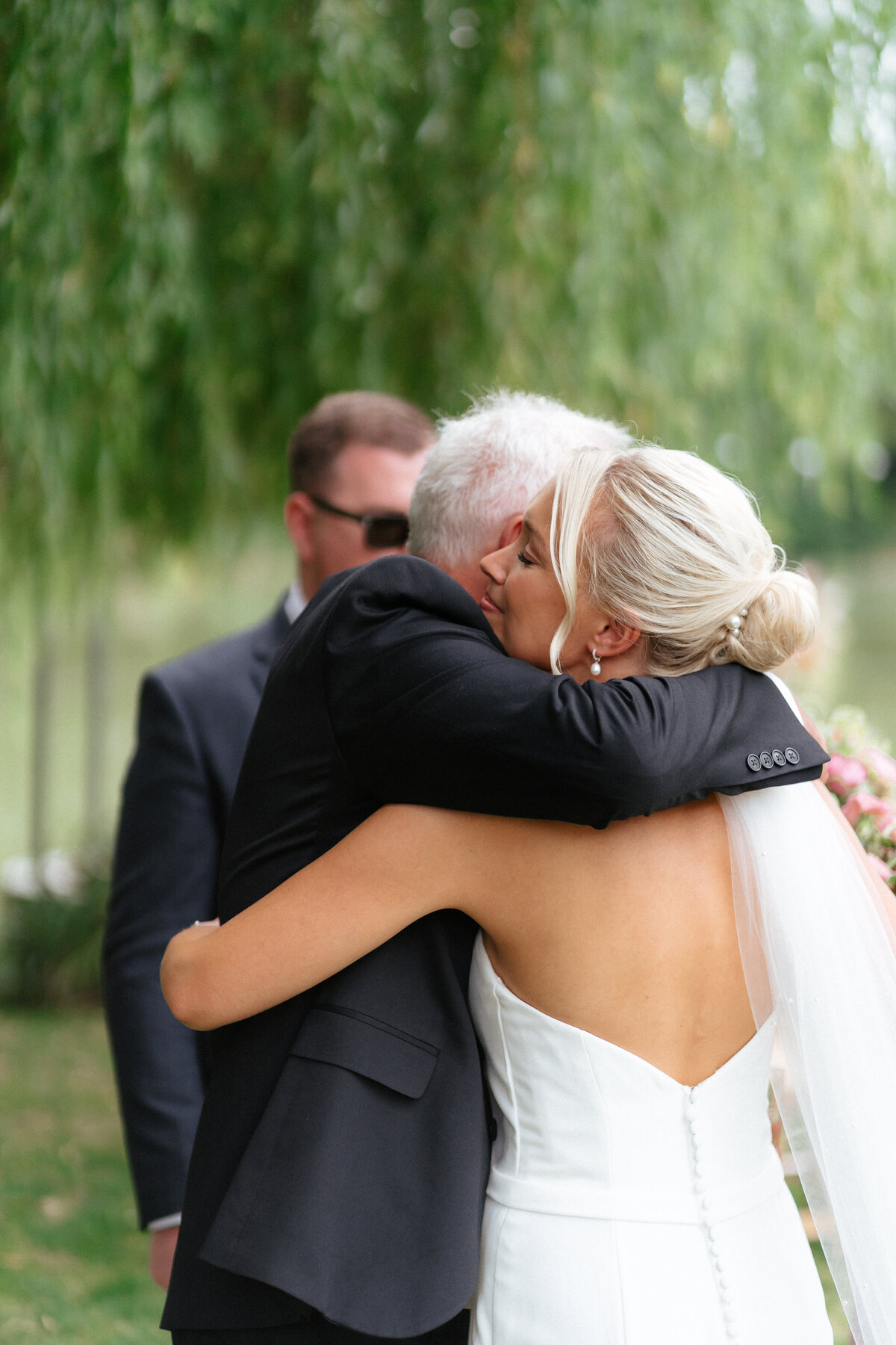 GraceDovePhotography_Matt&EmmaWedding_barnsandyardwedding-73