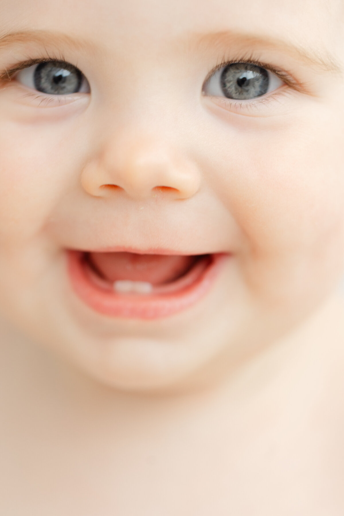 12 month baby milestone portrait session at Philadelphia photography studio - 6