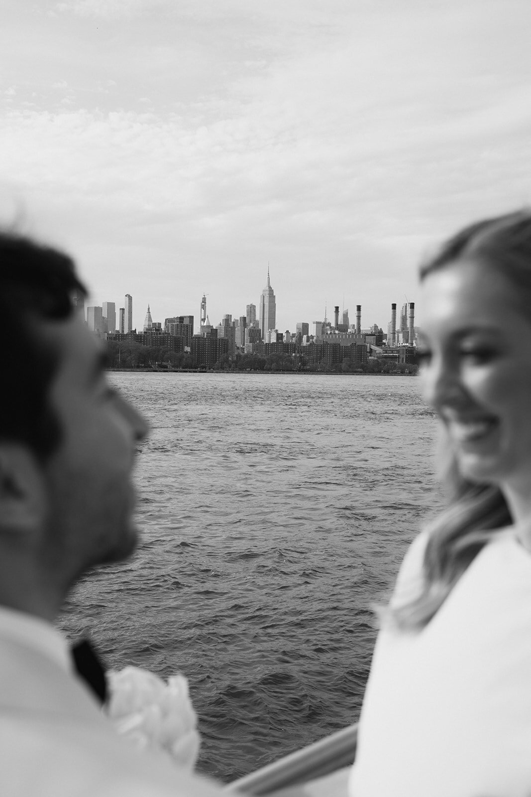 New York-City Hall-Elopement-Chic-Candid-Wedding-Larisa-Shorina-166