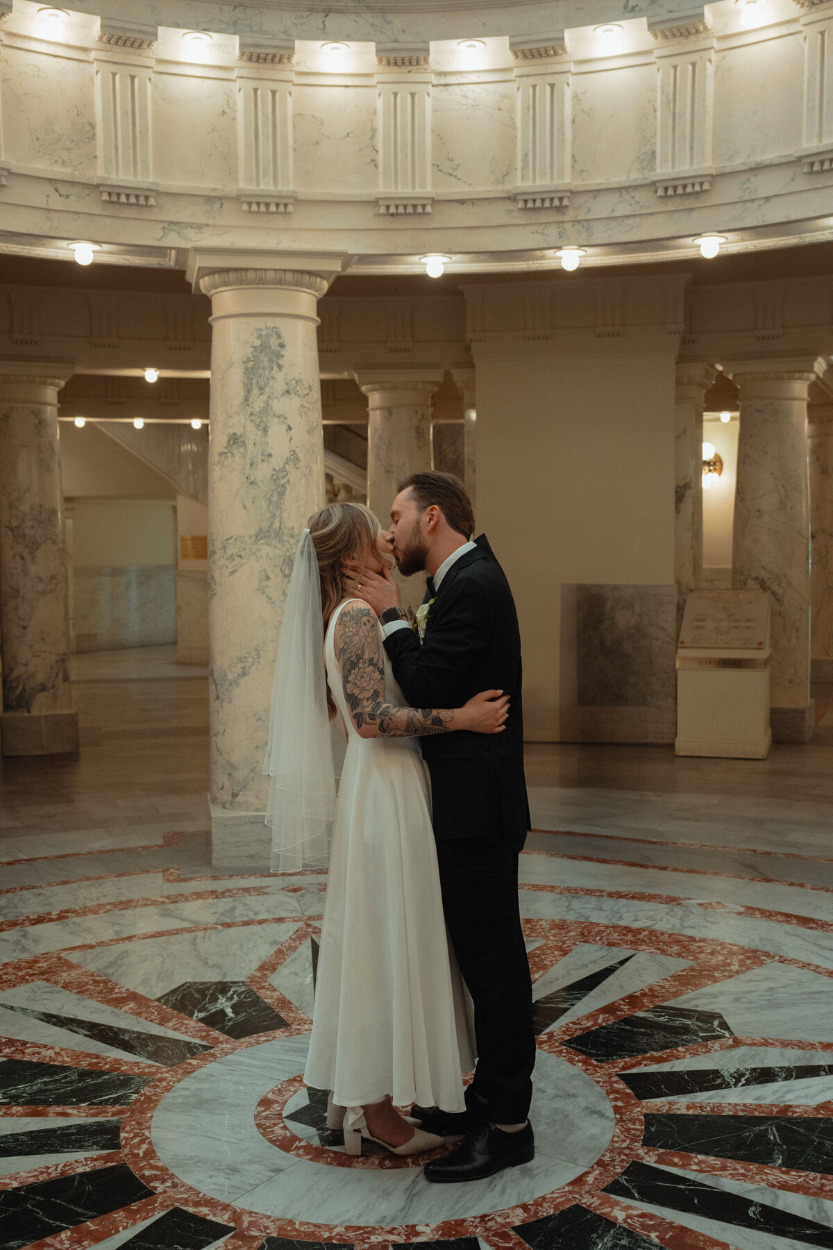 downtown-boise-idaho-intimate-wedding-hackwellphotoco-71