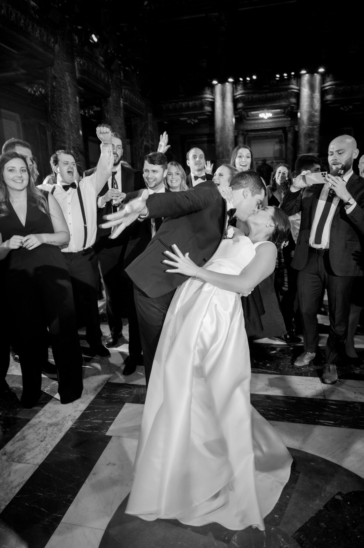 wedding reception candid photo dancing carnegie museum