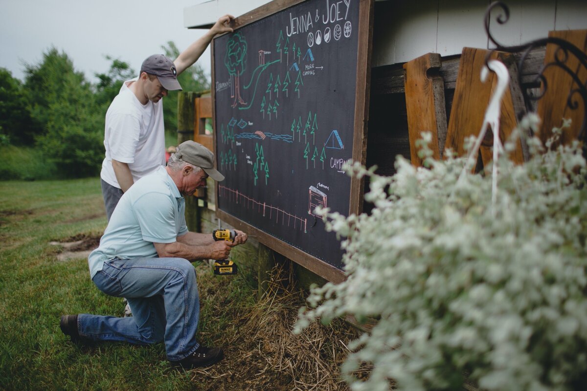 Wisconsin-Wedding-Backyard-Family-Farm-Wedding9