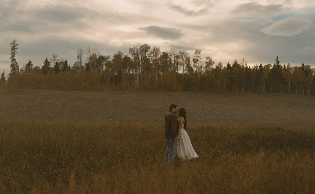 Jordan's Photos and Film Photographer in Alberta-3