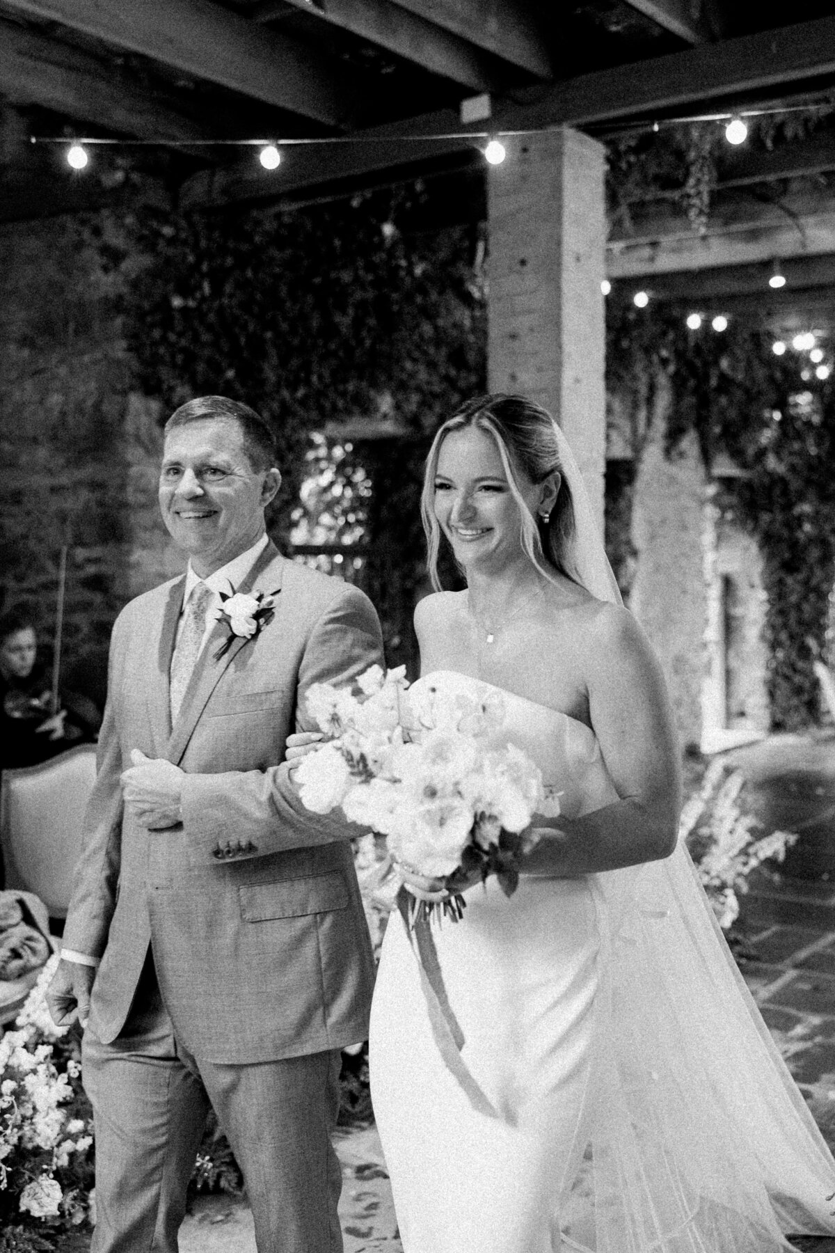 Danielle-Defayette-Photography-Goodstone-Inn-Wedding-VA-603