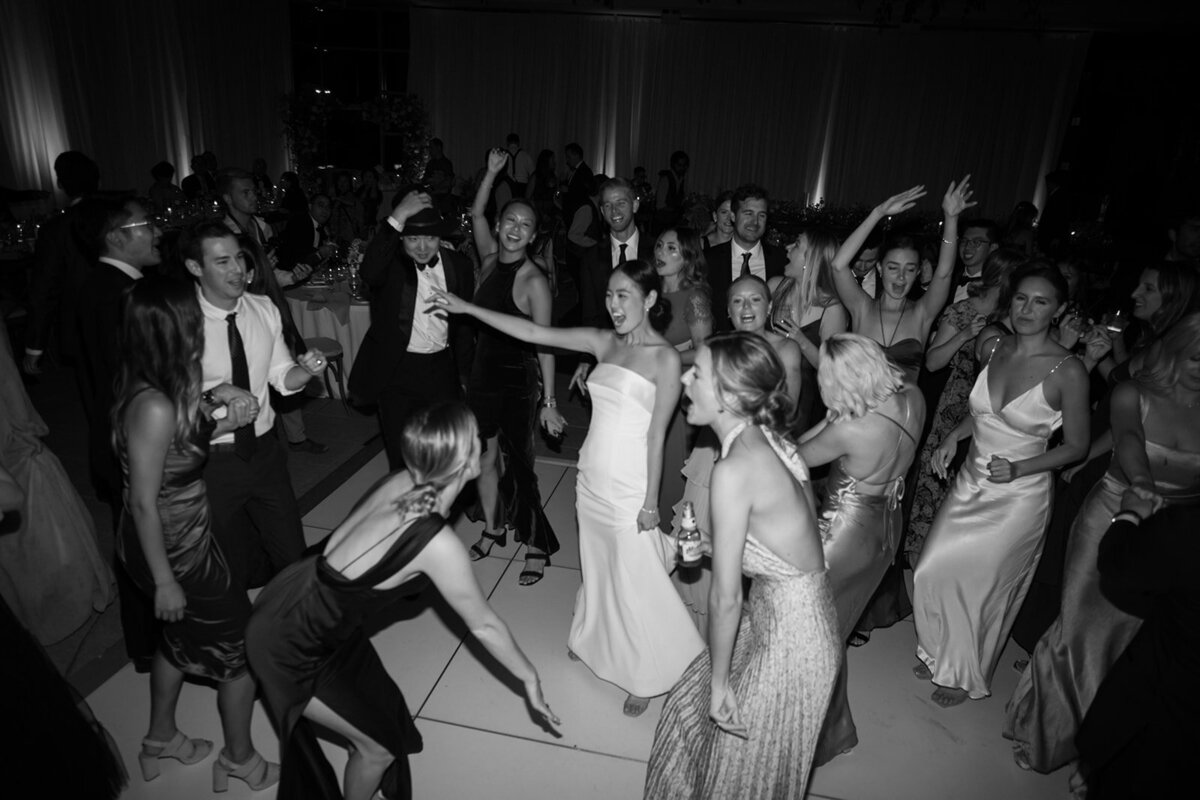 aspen-mountain-wedding-deck-dancefloor