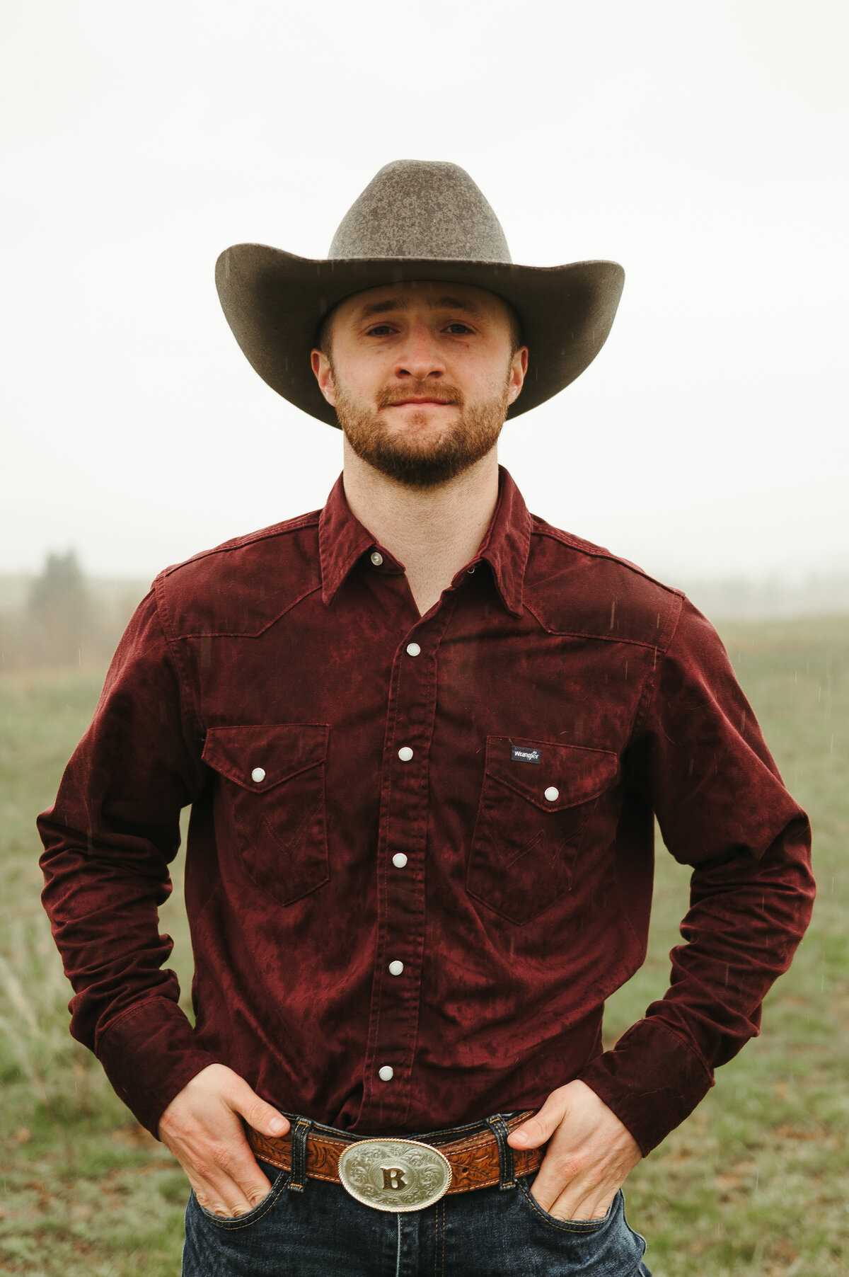 presley-gray-photo-montana-western-style-engagement-3642