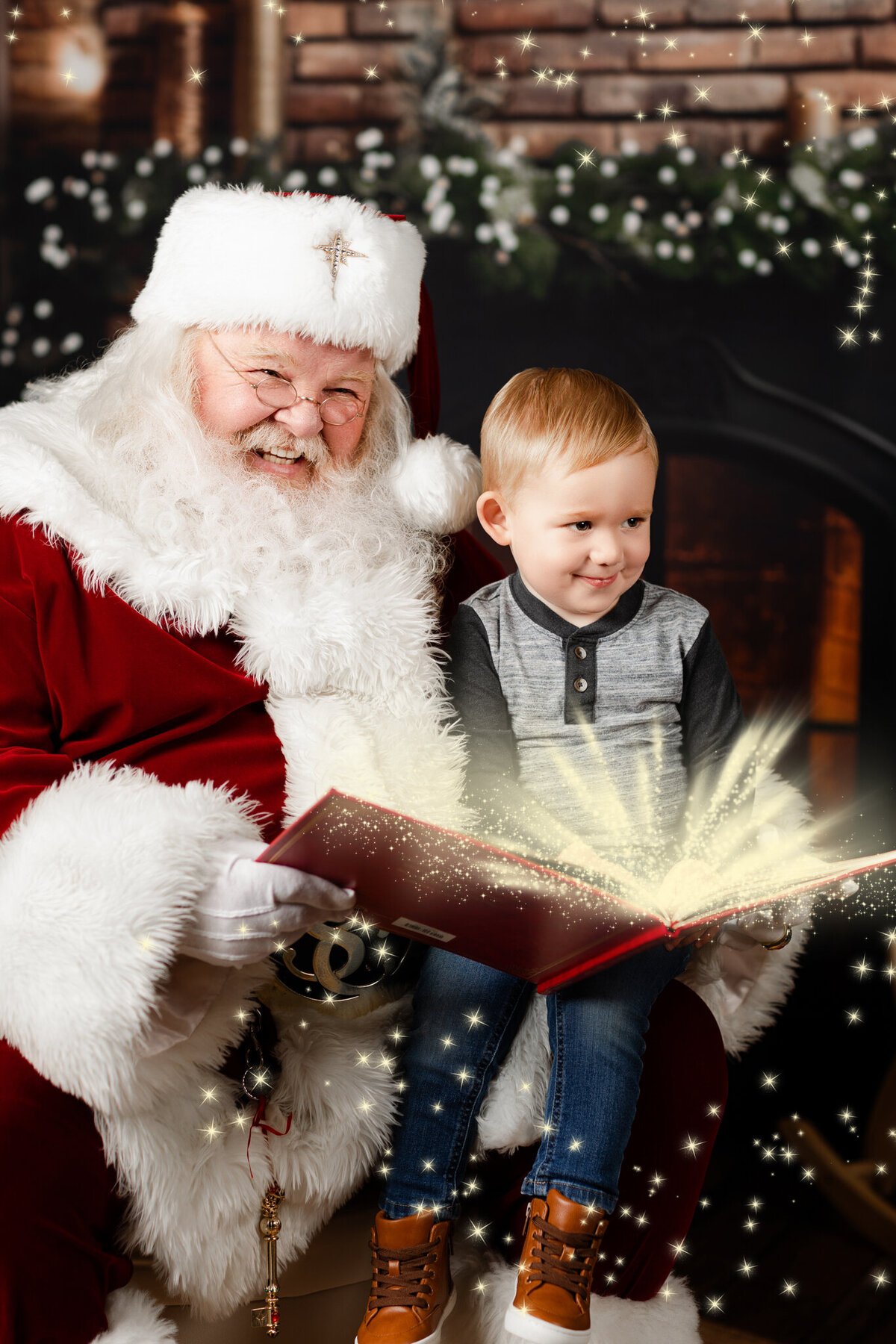 Best NWA holiday photographer, holiday portraits near me, Northwest Arkansas holiday photography, NW Arkansas holiday photos, NWA santa photos