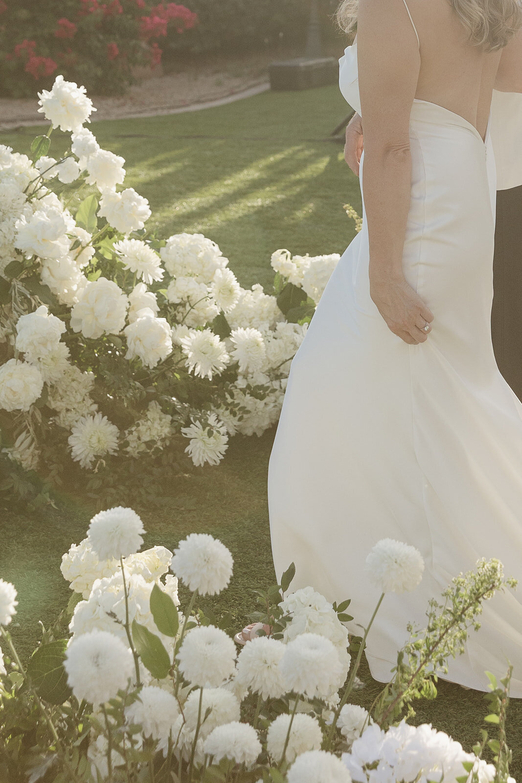 Luxury wedding ceremony in scottsdale styled by Arizona wedding planner 