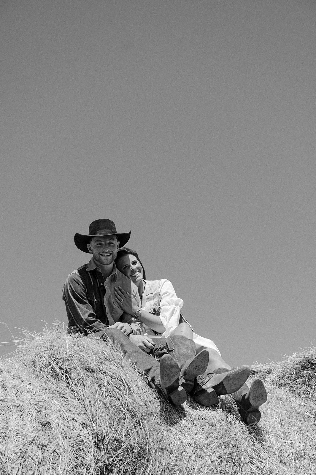 presley-gray-photo-haybale-forest-montana-elopement-7437-2