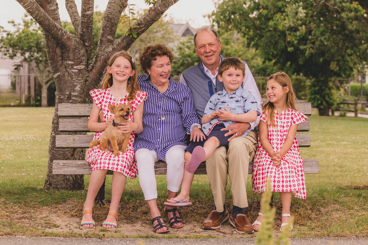 Nantucket Wedding Photographer Katie Kaizer Photography Journalistic Wedding Engagement Photography  FamilyPortraitPortfolio_025_KatieKaizerPhotography