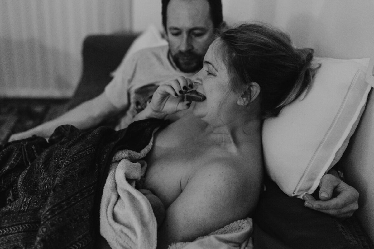 birth-photographer-doula-buckinghamshire-32
