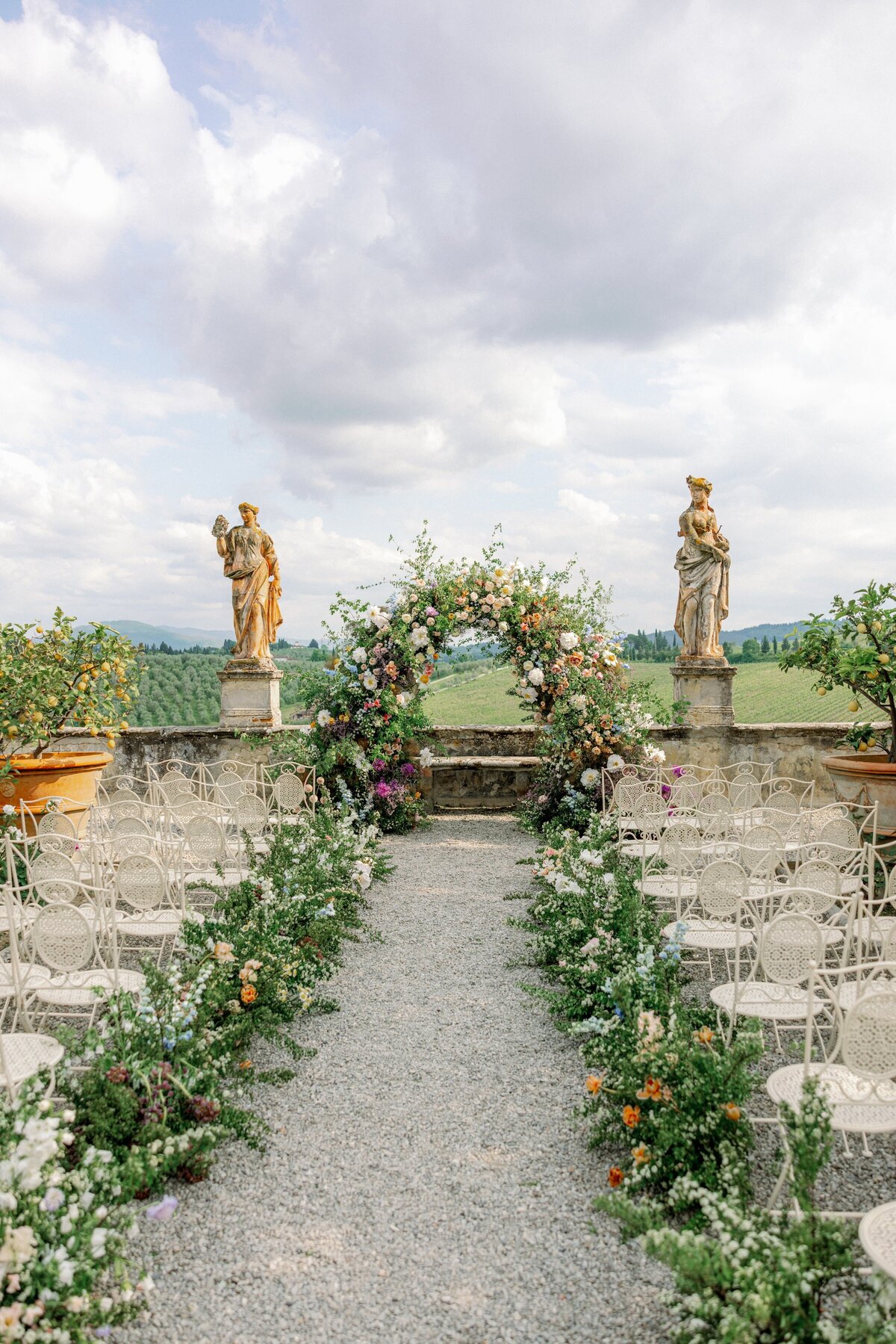 villa-corsini-florence-italy-wedding-larisa-shorina-destination-luxury-photography-199-min