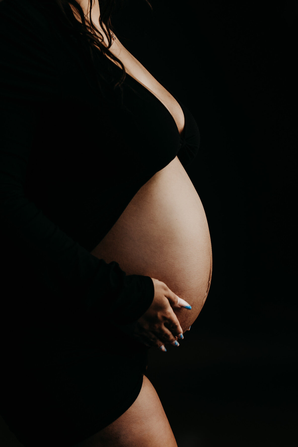 indoor maternity pics