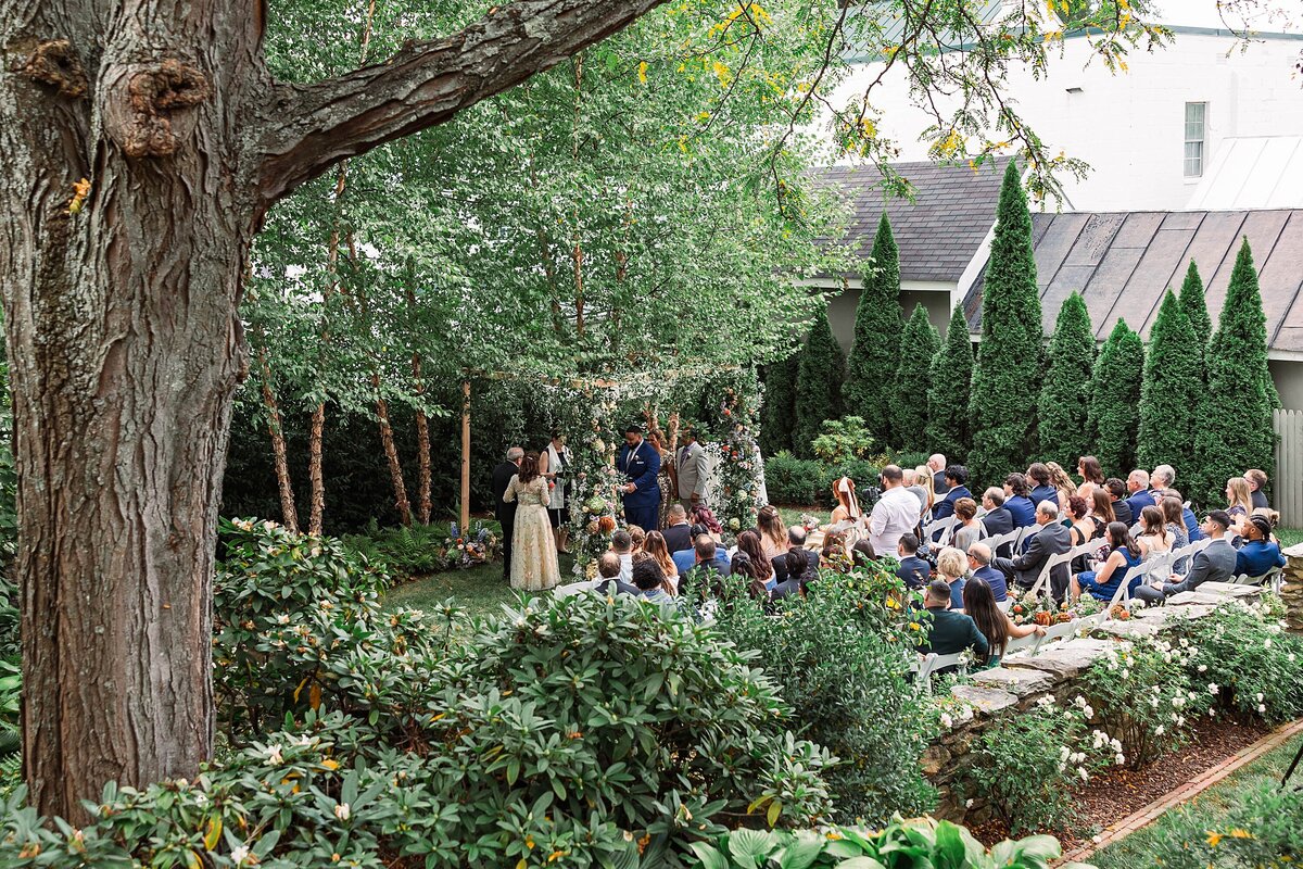 red-fox-inn-wedding-middleburg-wedding-photographer-rebecca-crosby-photography_3987