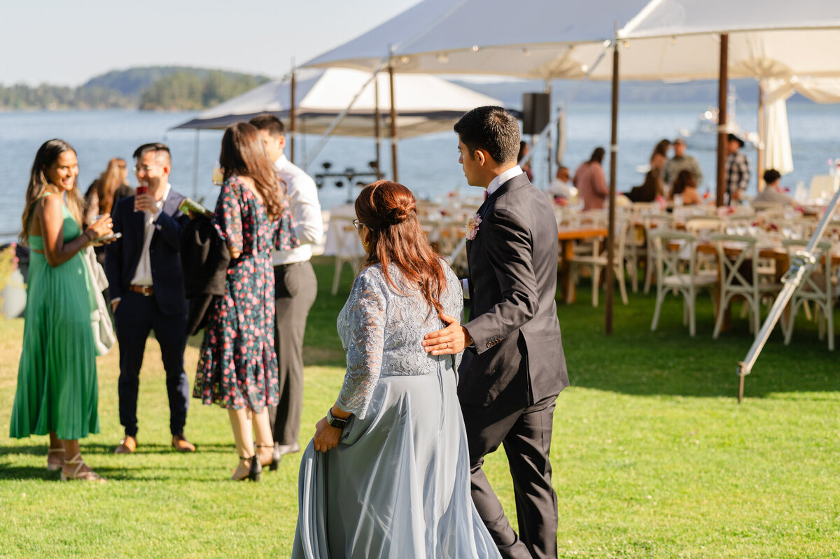 Hope-Island-Beach-Club-Wedding-LaConner_Caylie-Mash-Photography_458