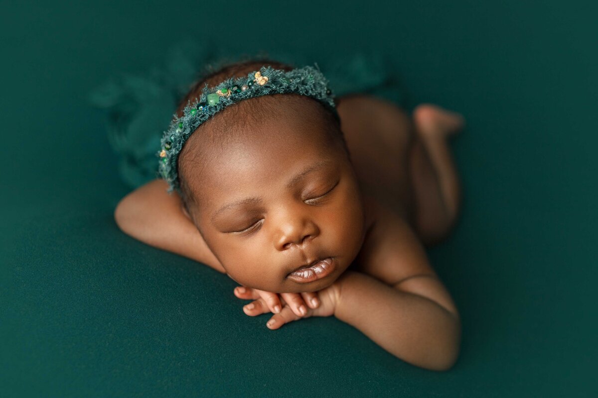 newborn_Sayre-Briele-Photography-LLC_Jonai-3