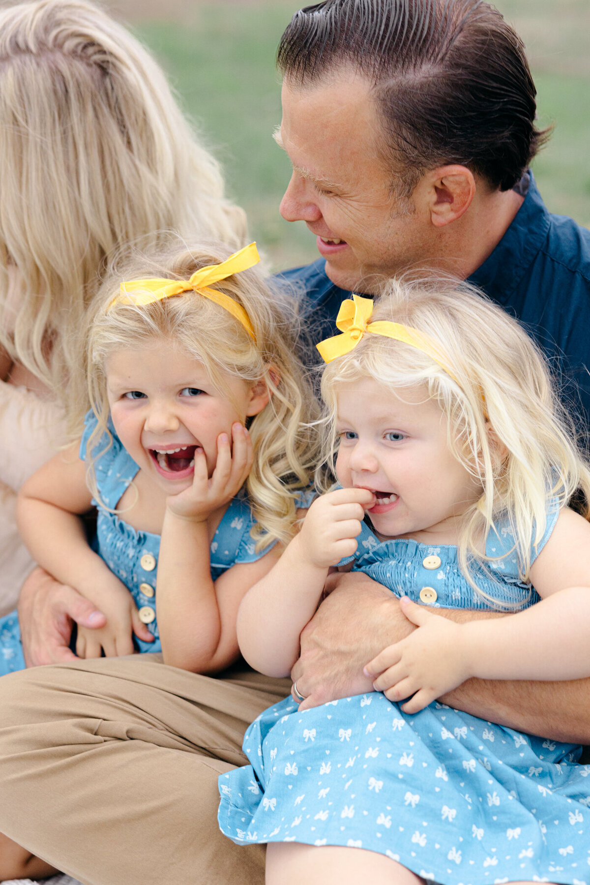Orange County Family PhotographerSeptember 17, 202322