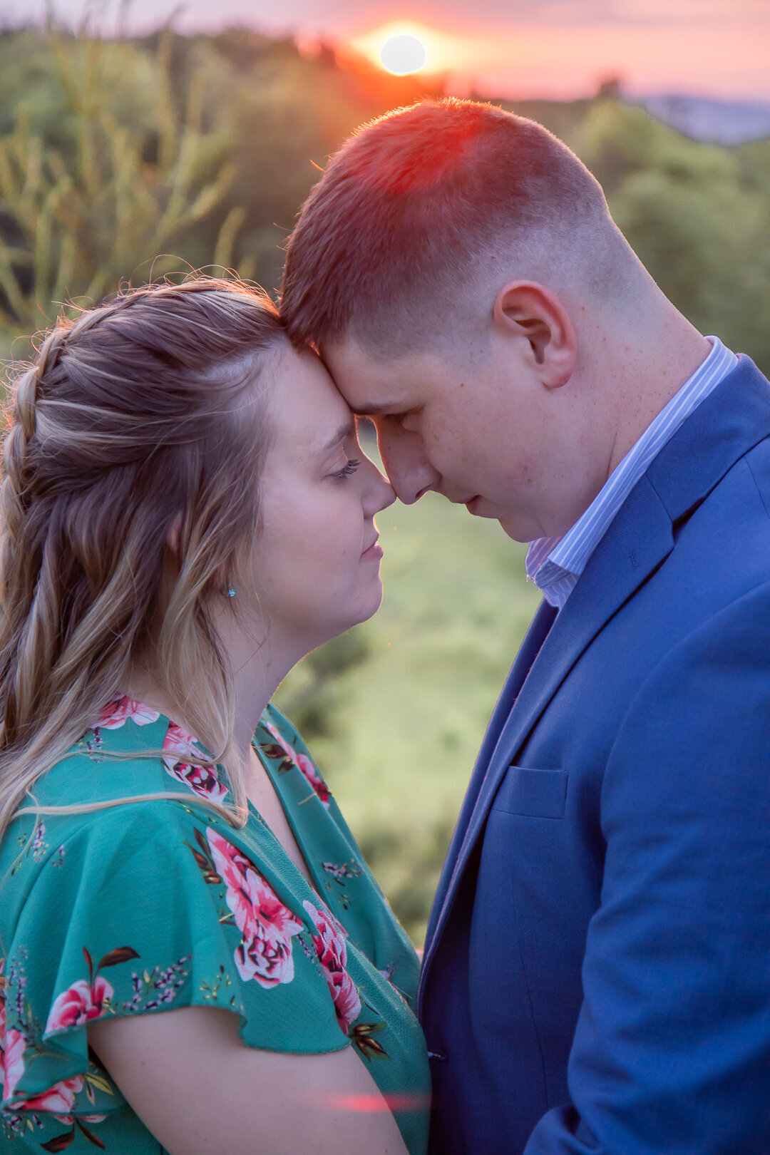 2022Kate-Matthew_engagement-session_soc-edia_top-faves-2108