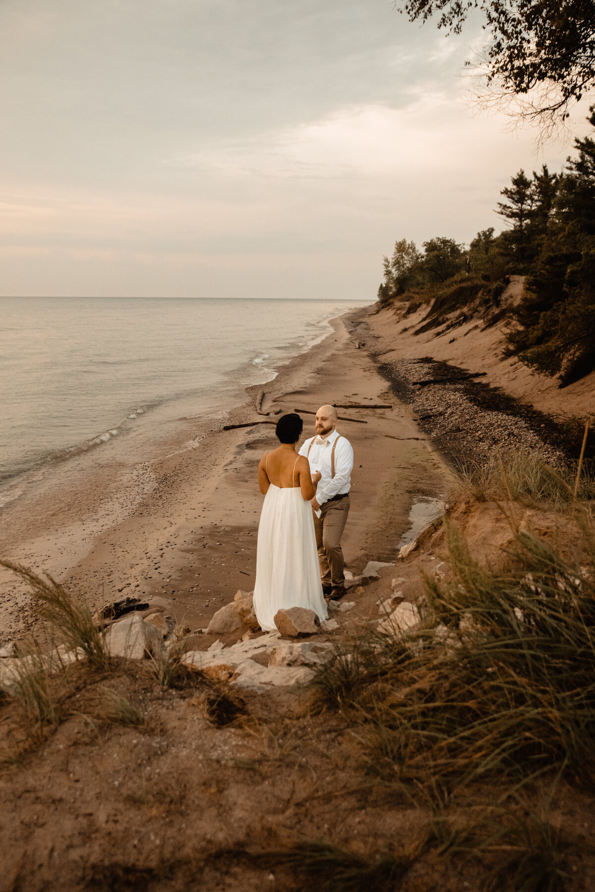Duluth-MN-Elopement-Photographer-Roots-Revival-4626