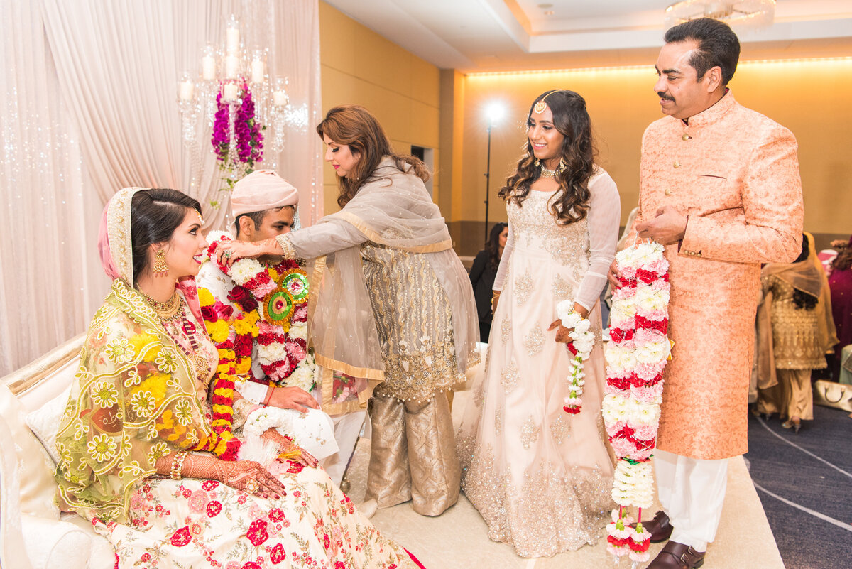 maha_studios_wedding_photography_chicago_new_york_california_sophisticated_and_vibrant_photography_honoring_modern_south_asian_and_multicultural_weddings25