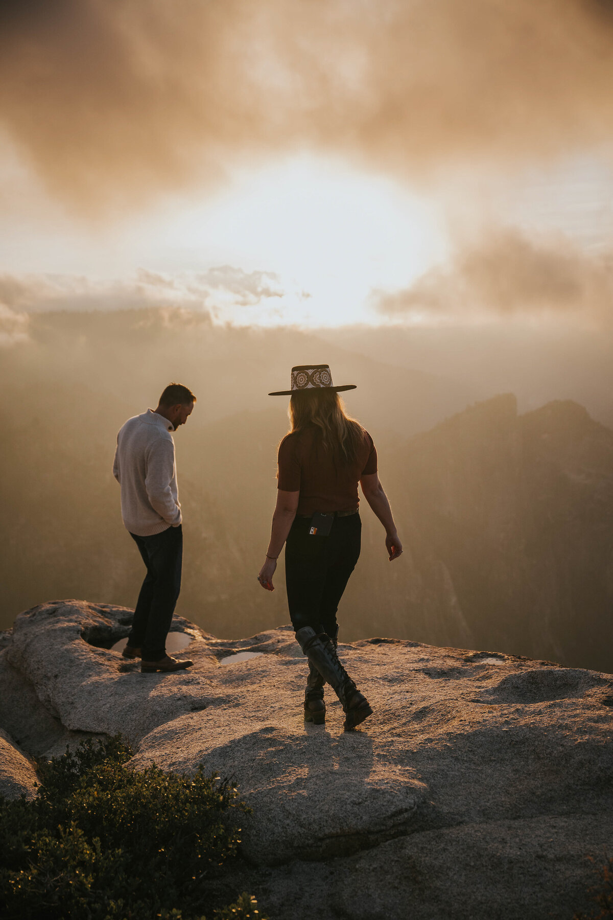 Yosemite_wedding_photographer_154_Yosemite_wedding_photographer_DSC_1889
