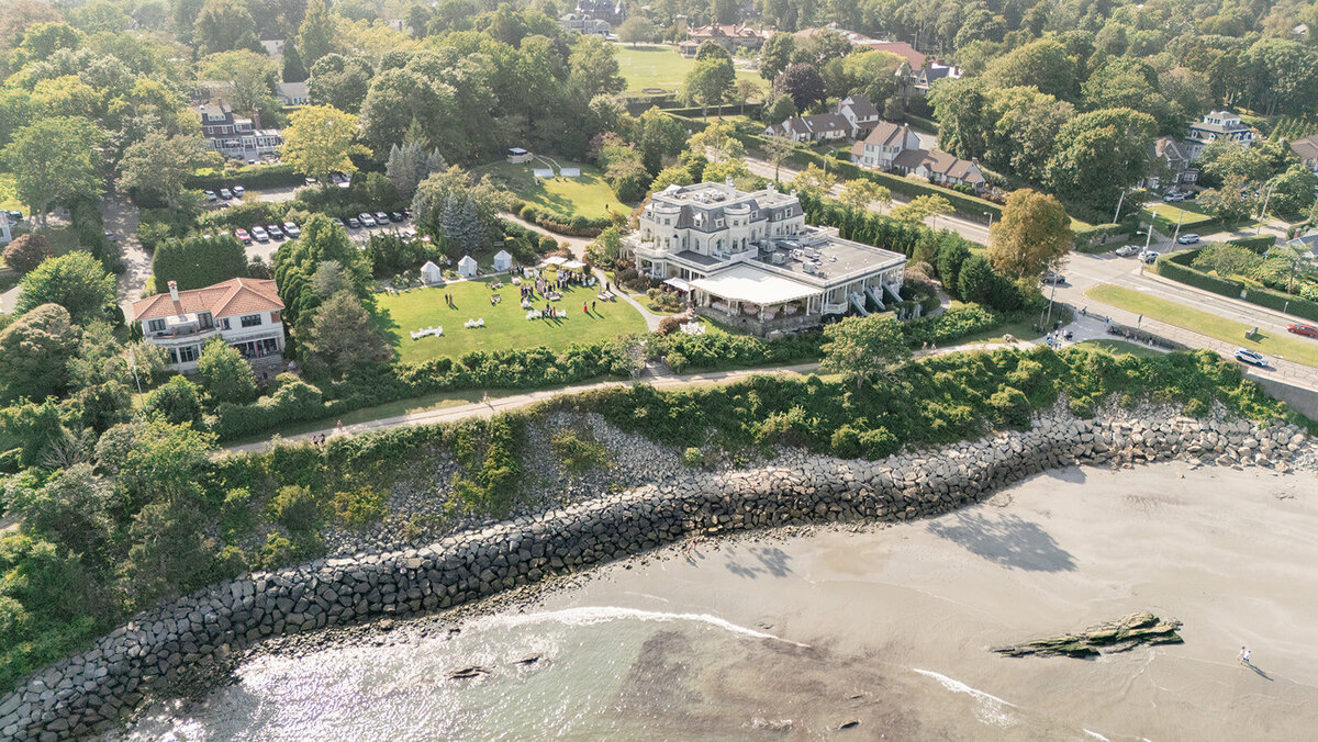 Wedding_Chanler Cliff Walk_Newport Mansions_RI__345DJI_20240824163017_0285_D©HilaryBlock