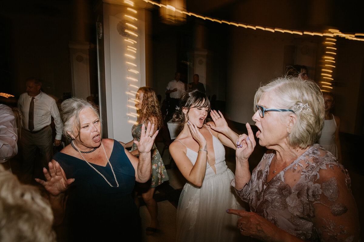 Godards-Vancouver-Wedding-Photographers-141
