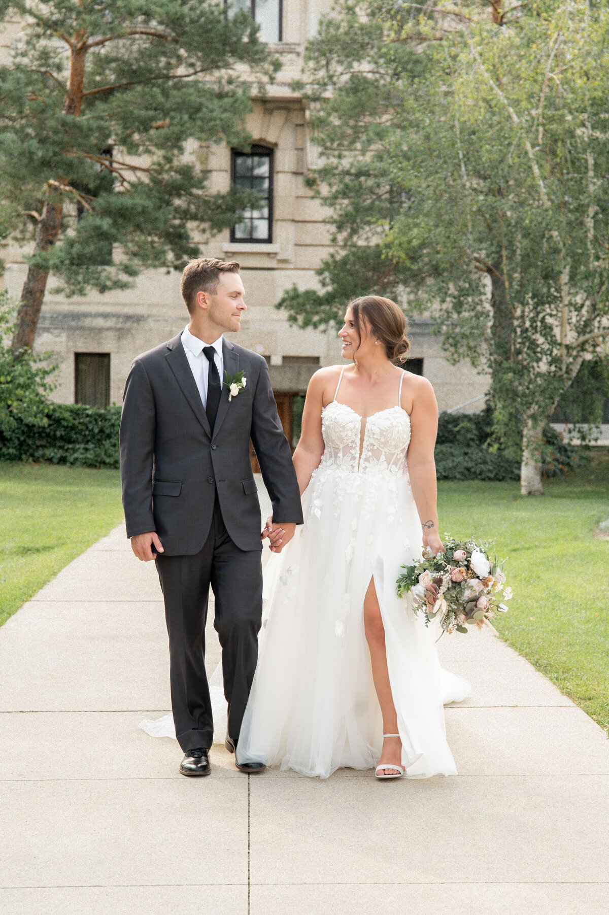 Regina Wedding Coordinator_3236