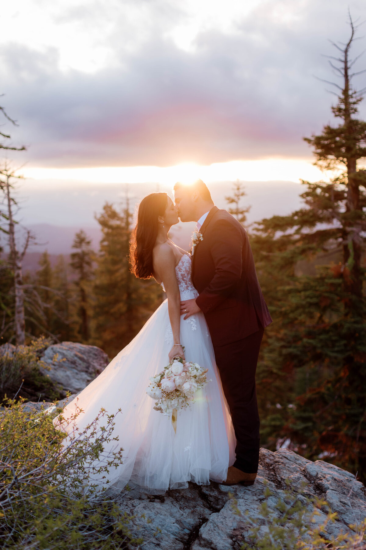 elopement photographer in tahoe