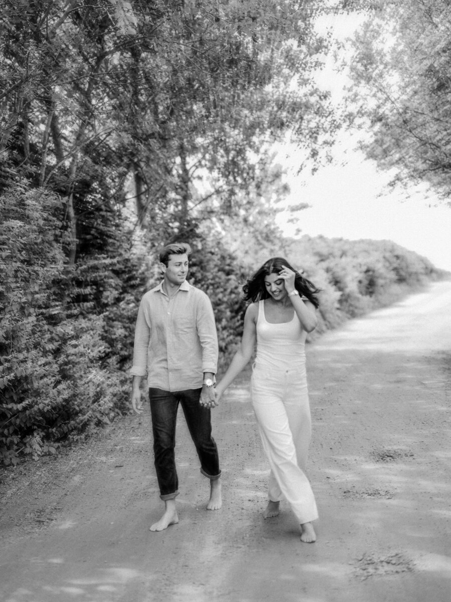 Newport_Engagement_Photos--2