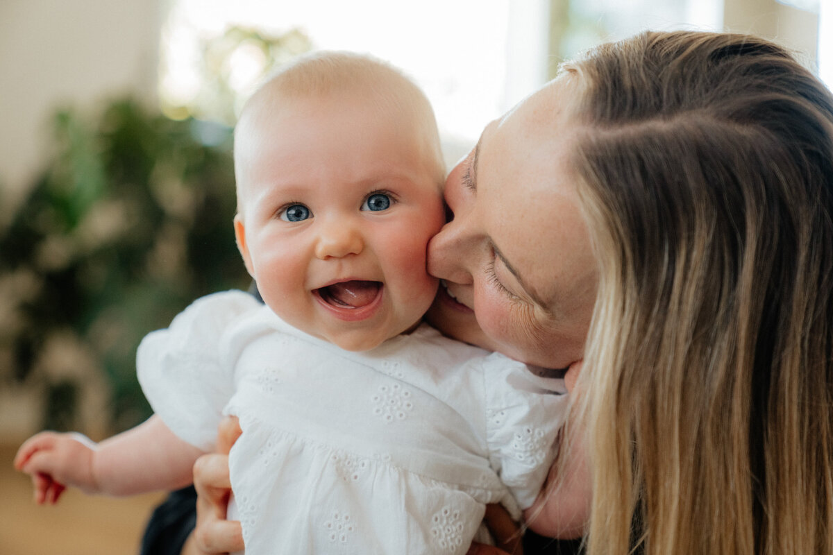 Melbourne-Family-Photographer-Mentone-Bayside-PortraitsbyPriya-Emma-James-21