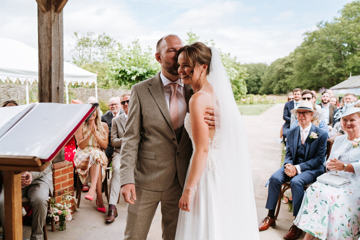 wedding-photographer-somersbury-barn-surrey-zoecphotography-buckinghamshire-9