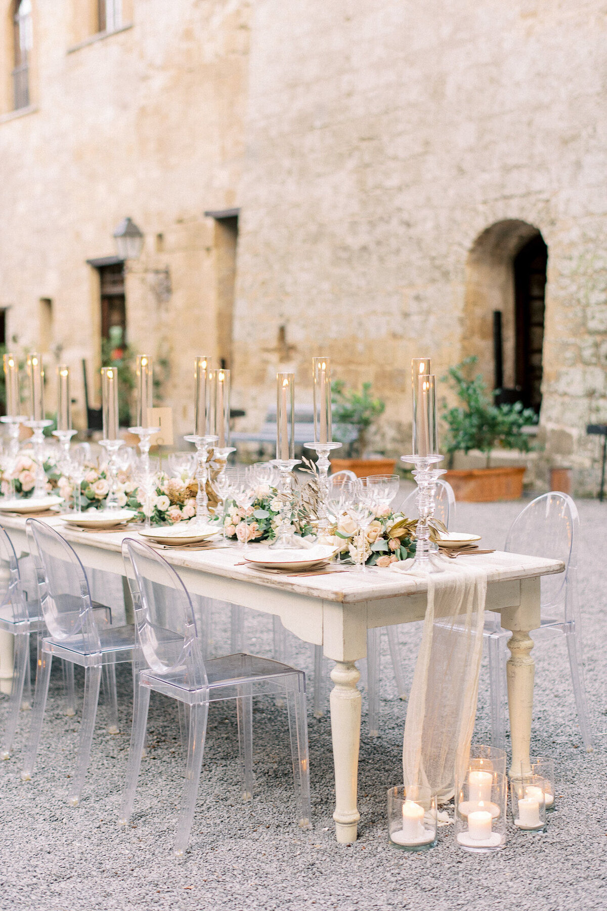 Maïlys Fortune Photography Husband Wife Wedding Weddings Photography France Switzerland Italy Timeless Dreamy Imagery Bilingual French English Destination Weddings Destination Wedding Provence French Riviera Paris Lake Como Tuscany131
