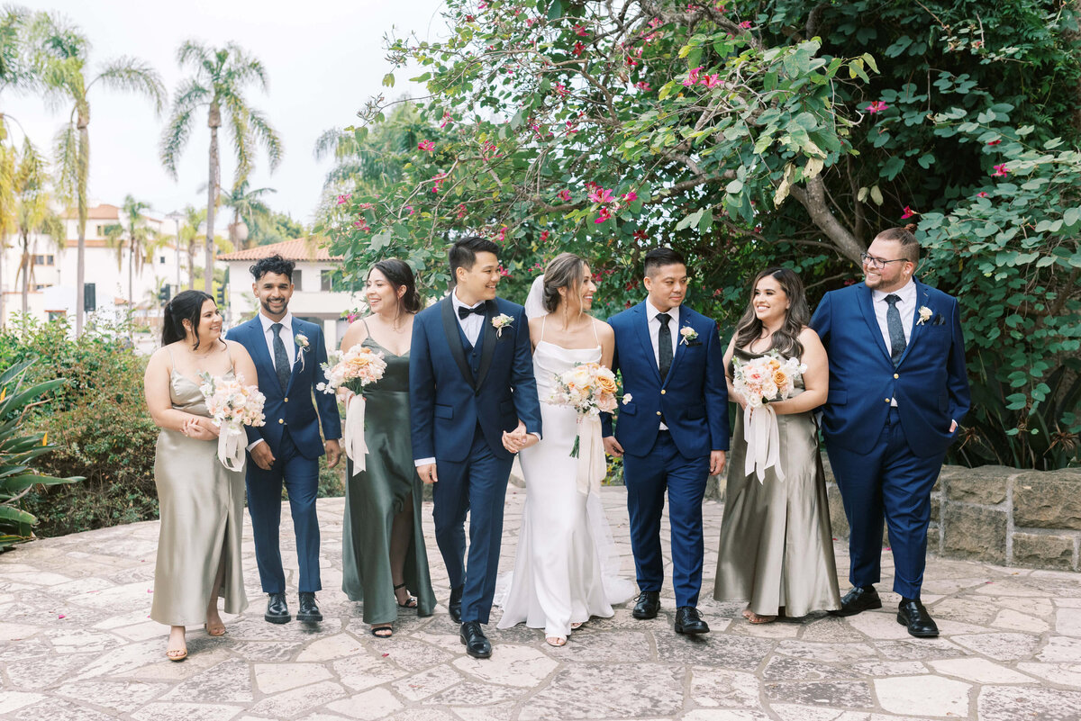 Villa-&-Vine-Wedding_Santa-Barbara-Wedding_Southern-California-Wedding-Photographer_Lisa-Leanne-Photography_45