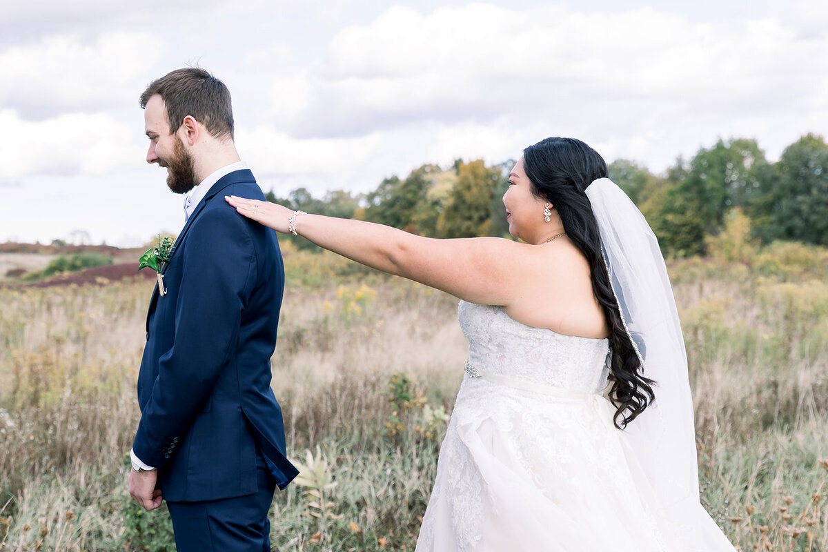 Detroit Michigan wedding couple first look