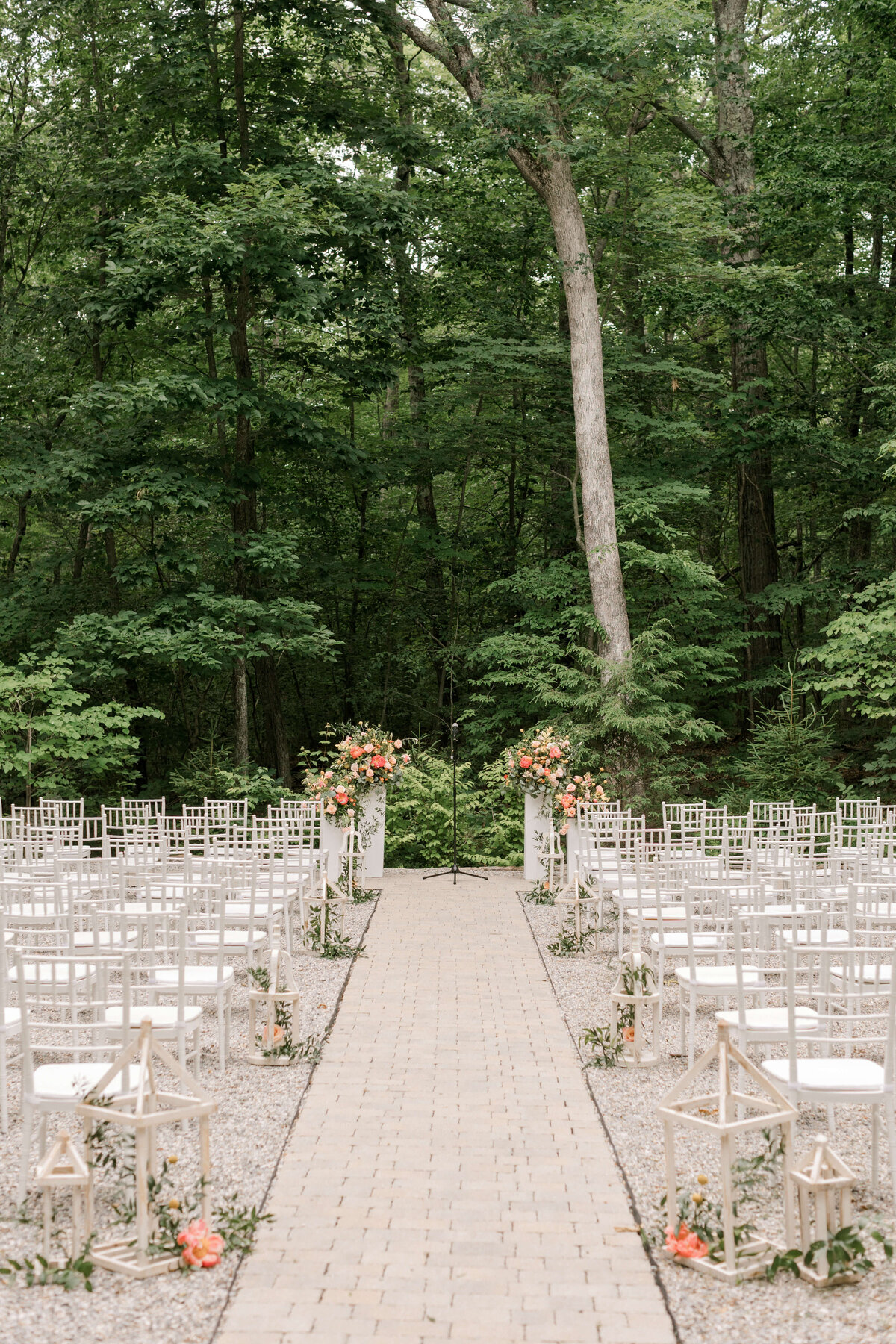 Chatfield Hollow Inn Wedding CT Pearl Weddings And Events (10)